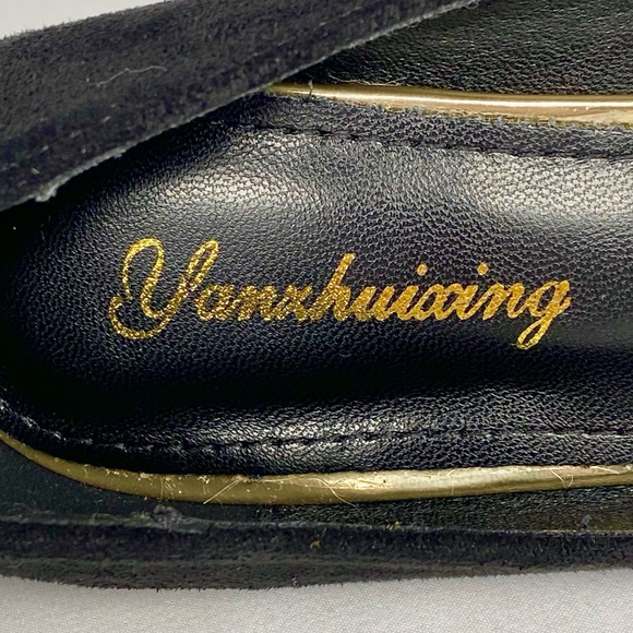 Black High Heels Size 6 - Picture 5 of 16